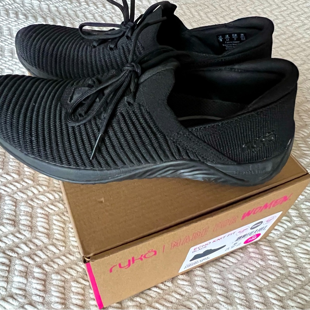 Ryka Echo Knit Fit women’s sneakers, size 7